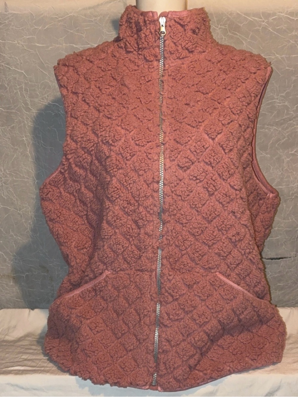 Cuddl Duds Dusty Rose Sherpa Zip Vest XL